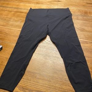 Black 16 lulu leggings
